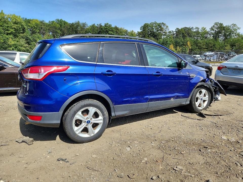 2013 Ford Escape მანქანა იყიდება აუქციონზე, vin: 1FMCU0G96DUD15661, აუქციონის ნომერი: 70692056