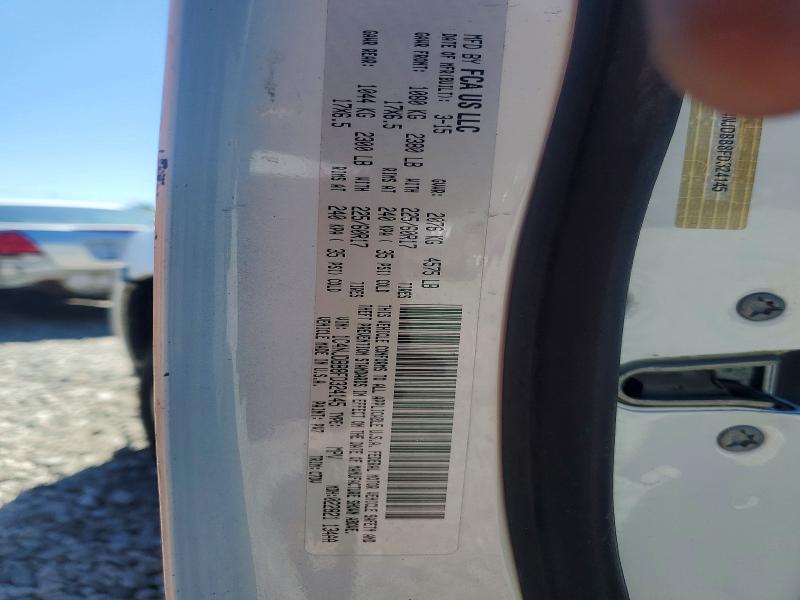 2015 Jeep Compass მანქანა იყიდება აუქციონზე, vin: 1C4NJDBB8FD324145, აუქციონის ნომერი: 69090336