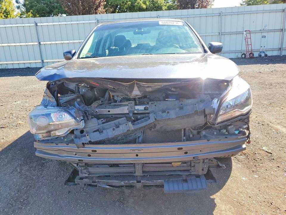 68020236 :رقم المزاد ، 4S3BNAC65G3035996 vin ، 2016 Subaru Legacy مزاد بيع