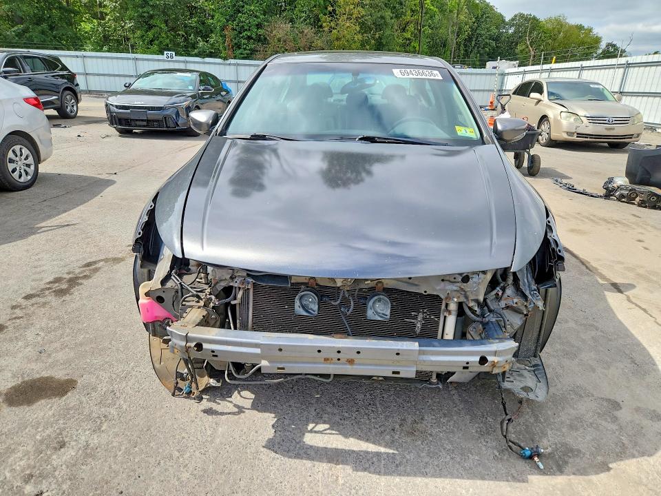 69436636 :رقم المزاد ، 1HGCP26828A133058 vin ، 2008 Honda Accord مزاد بيع