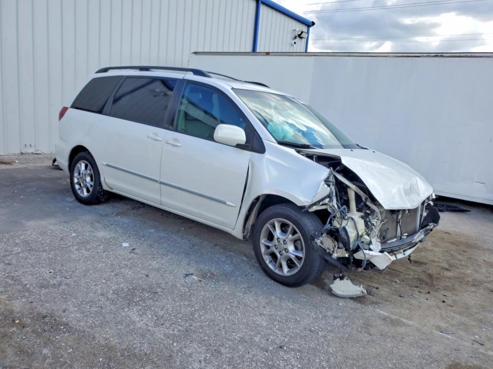 Продаж на аукціоні авто 2004 Toyota Sienna, vin: 5TDZA22C94S136217, номер лоту: 69618026