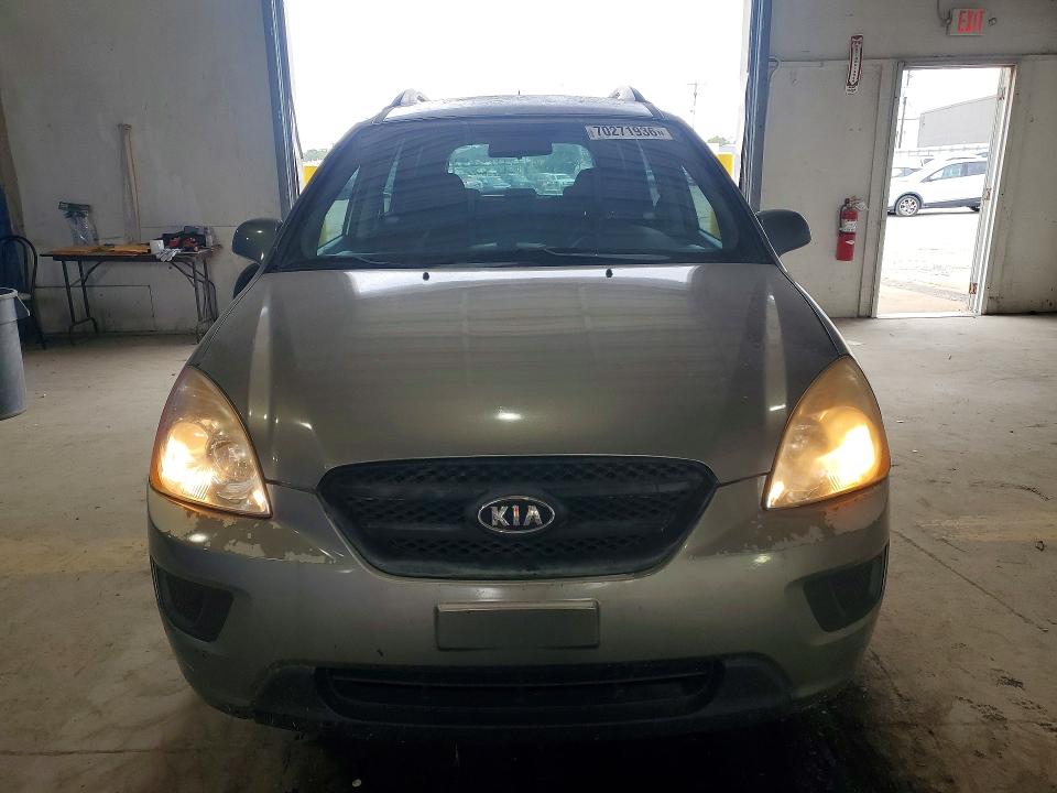 2009 Kia Rondo მანქანა იყიდება აუქციონზე, vin: KNAFG528097242777, აუქციონის ნომერი: 70271936