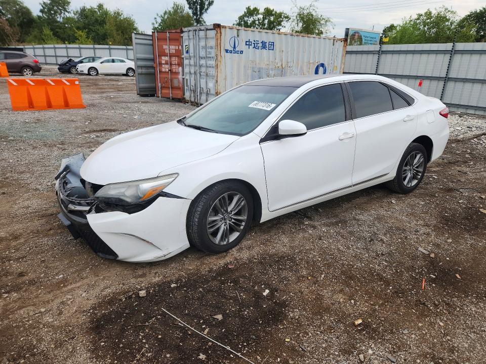 68777316 :رقم المزاد ، 4T1BF1FK5HU300817 vin ، 2017 Toyota Camry مزاد بيع