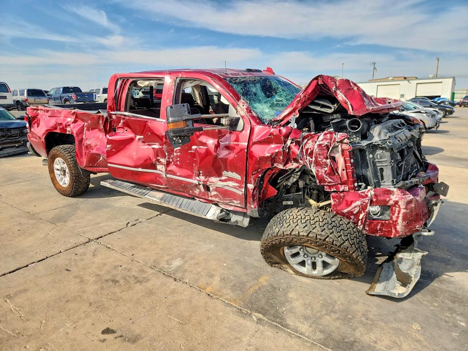 70112326 :رقم المزاد ، 1GC4K1EY3JF208775 vin ، 2018 Chevrolet Silverado مزاد بيع