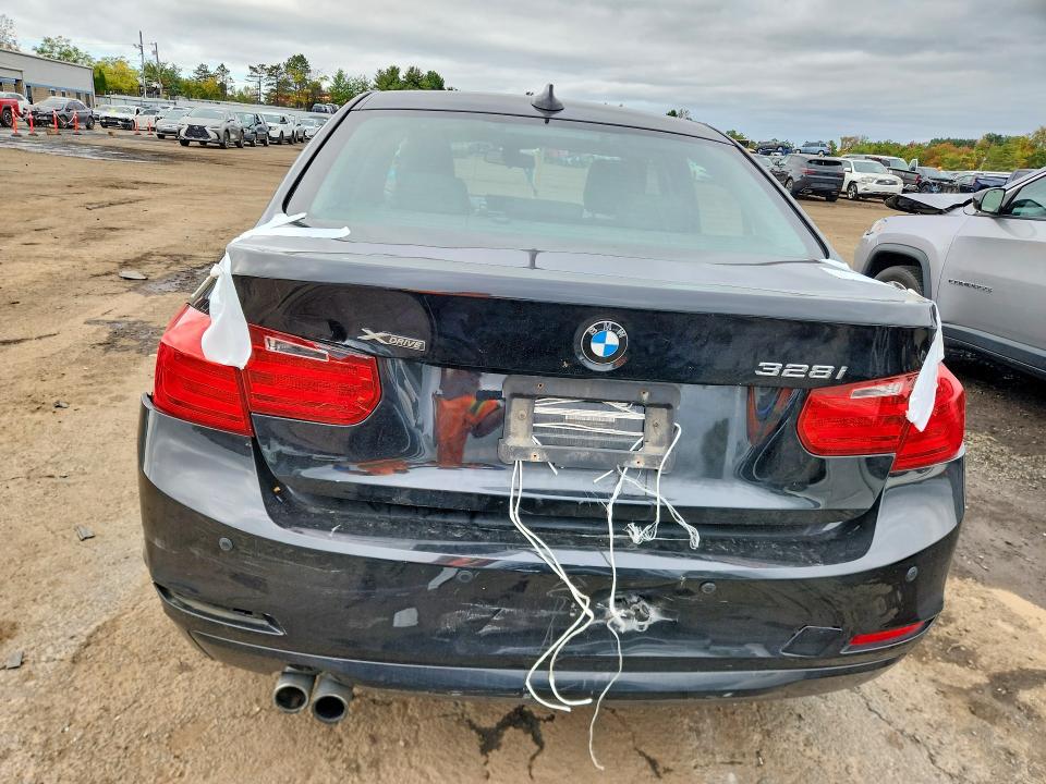 69890546 :رقم المزاد ، WBA3B5G5XFNS16663 vin ، 2015 Bmw 328 مزاد بيع