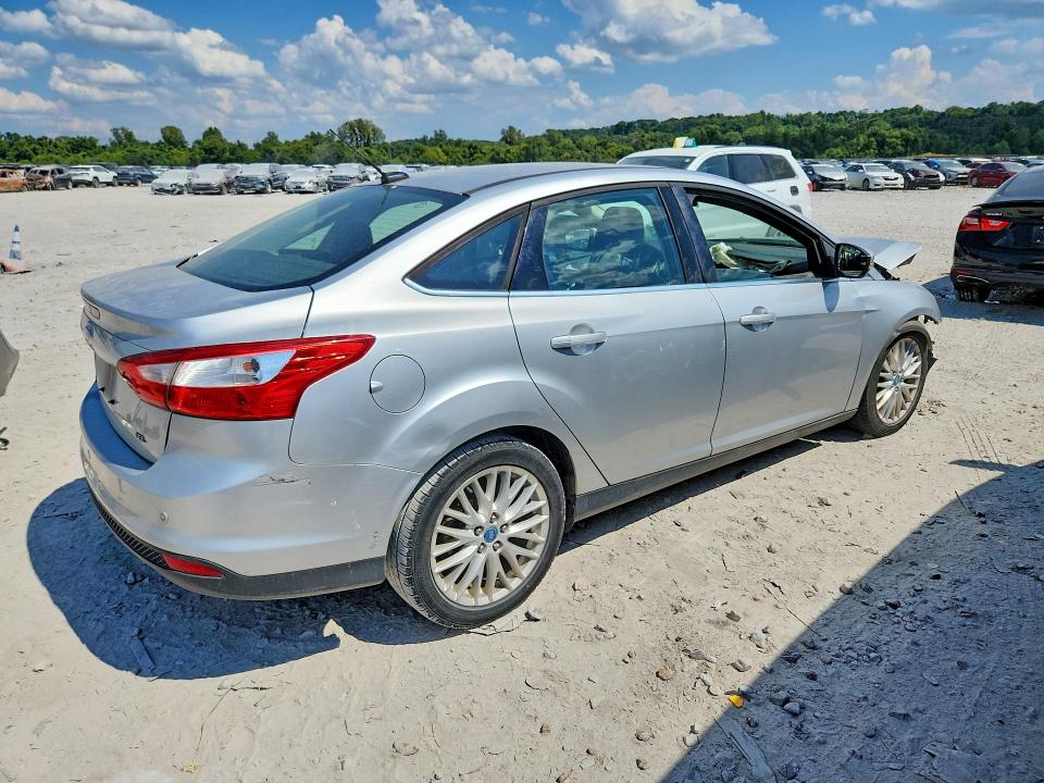 Продажа на аукционе авто 2012 Ford Focus, vin: 1FAHP3H2XCL227243, номер лота: 67974036
