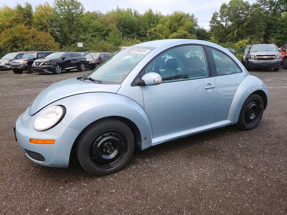 69946816 :رقم المزاد ، 3VWPW3AG6AM010666 vin ، 2010 Volkswagen New Beetle مزاد بيع