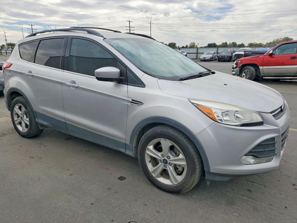 70328336 :رقم المزاد ، 1FMCU9G9XFUC29082 vin ، 2015 Ford Escape مزاد بيع