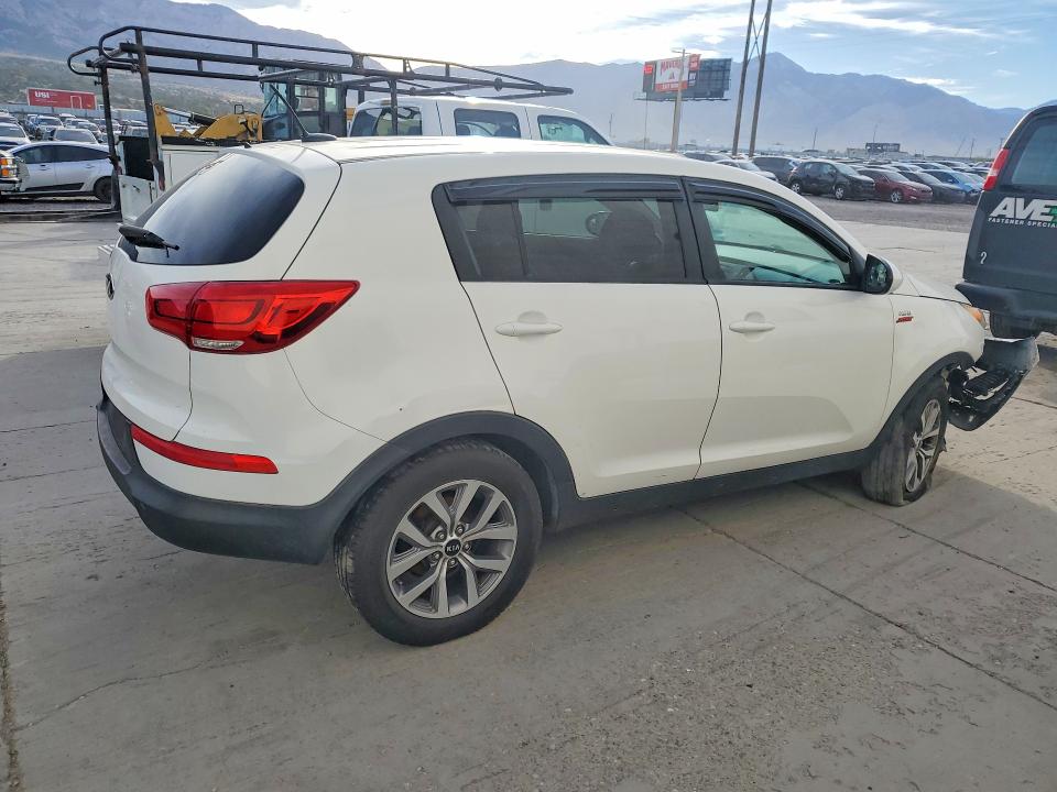 67772586 :رقم المزاد ، KNDPBCAC9G7876991 vin ، 2016 Kia Sportage مزاد بيع