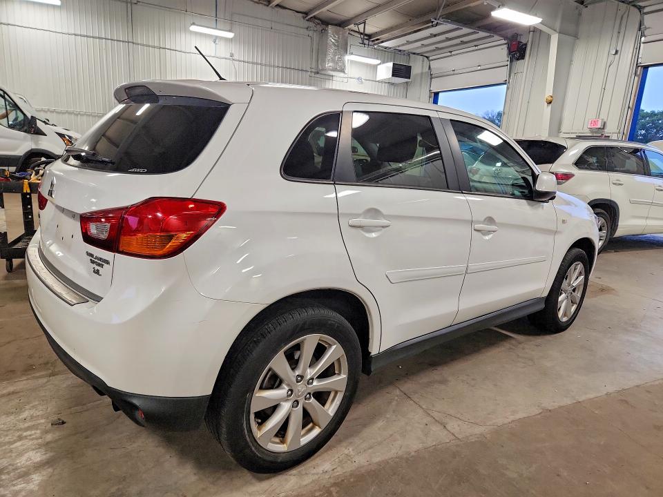 69567166 :رقم المزاد ، 4A4AR3AW2FE029325 vin ، 2015 Mitsubishi Outlander Sport مزاد بيع