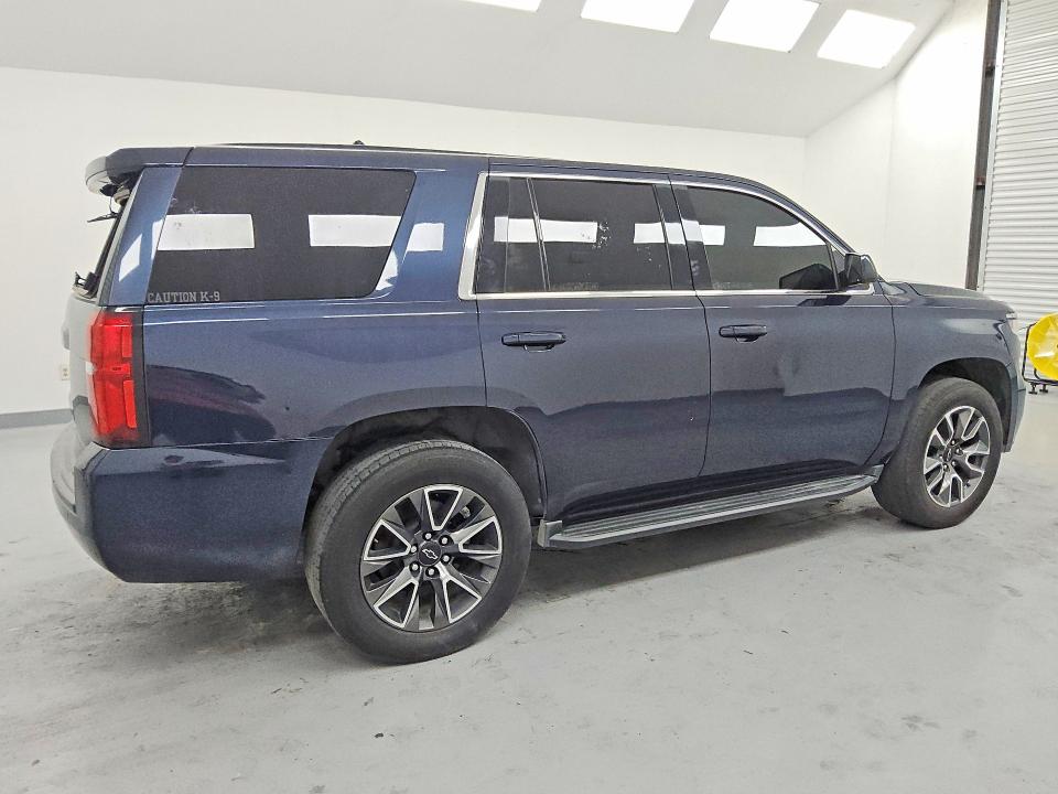 70324016 :رقم المزاد ، 1GNLCDEC1HR330713 vin ، 2017 Chevrolet Tahoe مزاد بيع