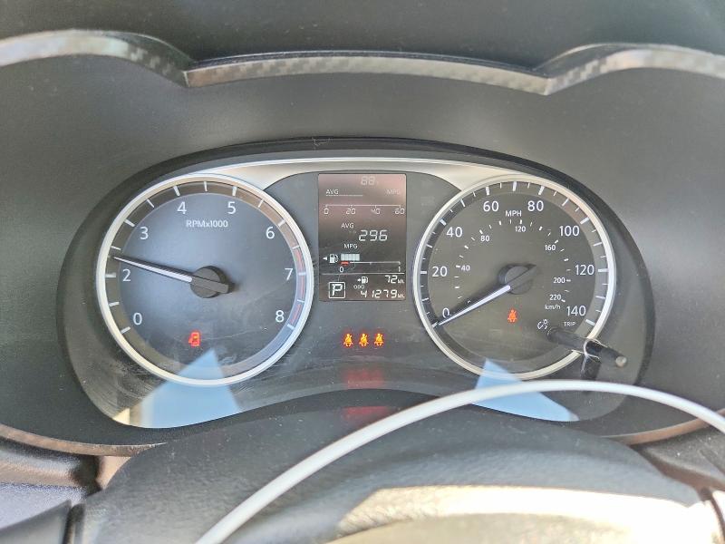 68102926 :رقم المزاد ، 3N1CN8DV5NL832630 vin ، 2022 Nissan Versa مزاد بيع