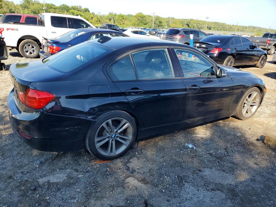 67284976 :رقم المزاد ، WBA3A5G53DNN66104 vin ، 2013 Bmw 328 مزاد بيع