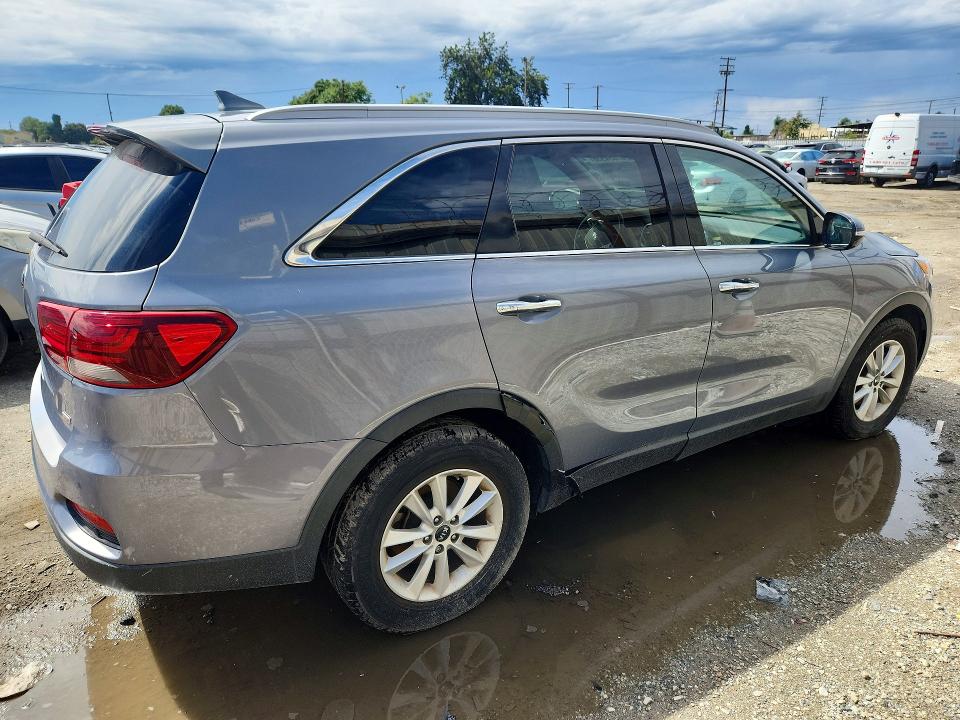 67894936 :رقم المزاد ، 5XYPG4A34KG601127 vin ، 2019 Kia Sorento مزاد بيع