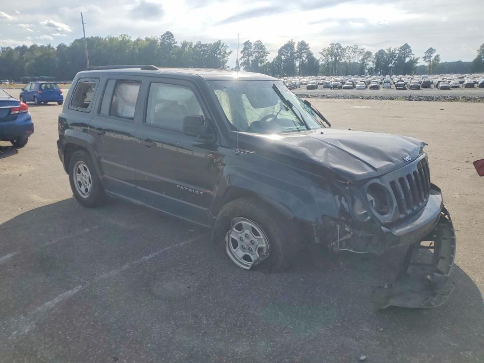 68488306 :رقم المزاد ، 1C4NJPBB9FD342736 vin ، 2015 Jeep Patriot مزاد بيع