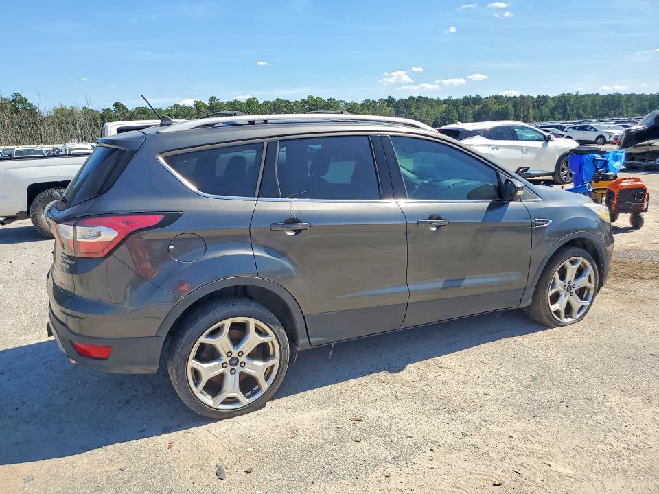 2018 Ford Escape მანქანა იყიდება აუქციონზე, vin: 1FMCU0J97JUA16474, აუქციონის ნომერი: 70940596