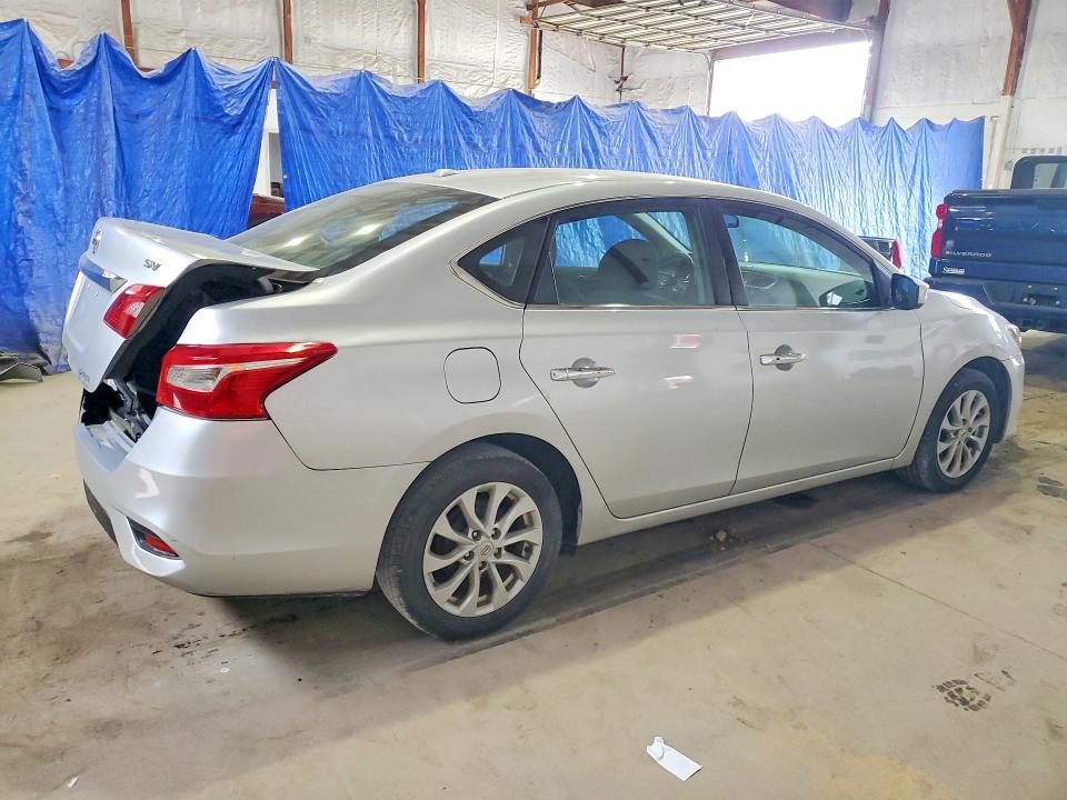2019 Nissan Sentra მანქანა იყიდება აუქციონზე, vin: 3N1AB7AP3KY295674, აუქციონის ნომერი: 70213236