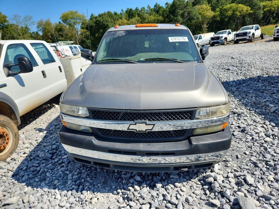2002 Chevrolet Silverado მანქანა იყიდება აუქციონზე, vin: 1GBJC39GX2F115531, აუქციონის ნომერი: 67815776