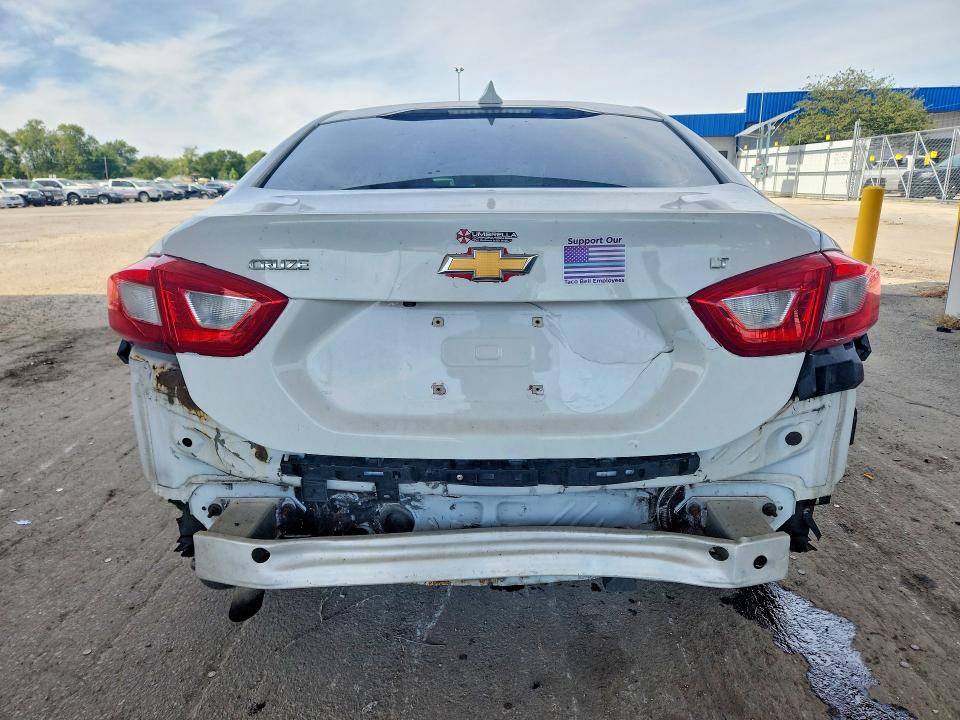 2017 Chevrolet Cruze მანქანა იყიდება აუქციონზე, vin: 1G1BE5SM9H7143919, აუქციონის ნომერი: 68419096