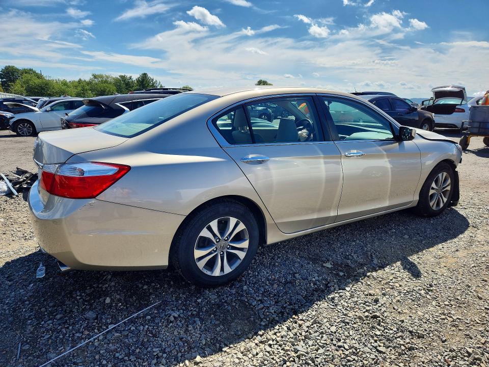Продажа на аукционе авто 2015 Honda Accord, vin: 1HGCR2F39FA182382, номер лота: 67934826