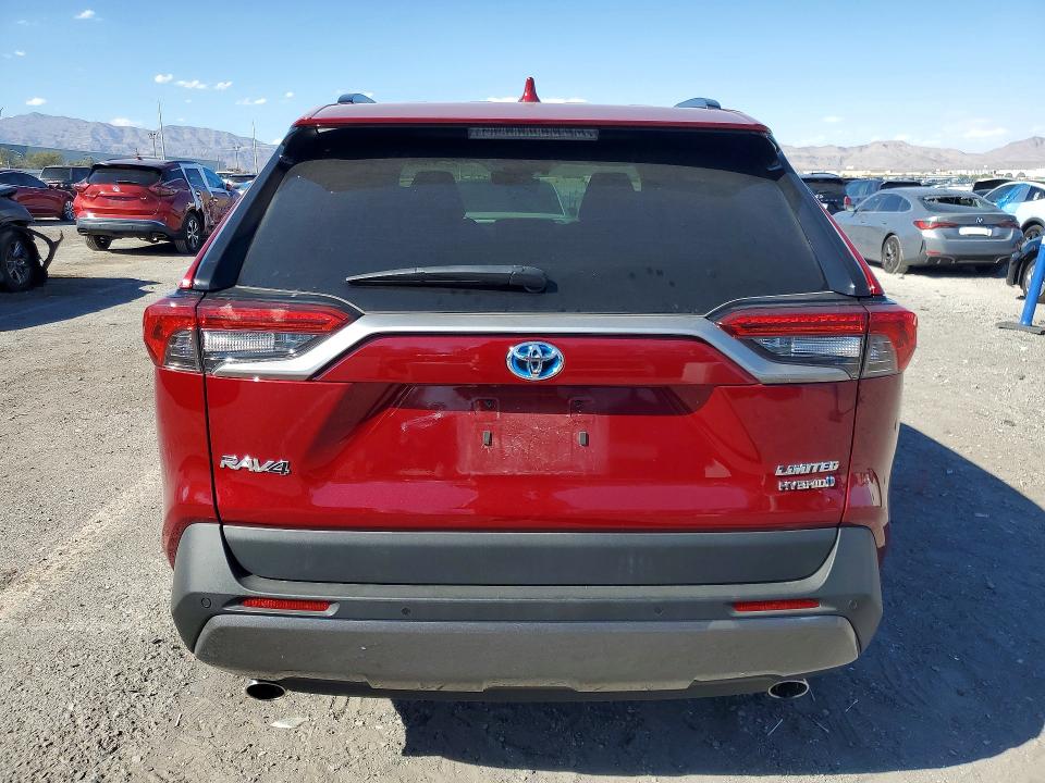 68112536 :رقم المزاد ، 4T3D6RFV5MU027350 vin ، 2021 Toyota Rav4 مزاد بيع