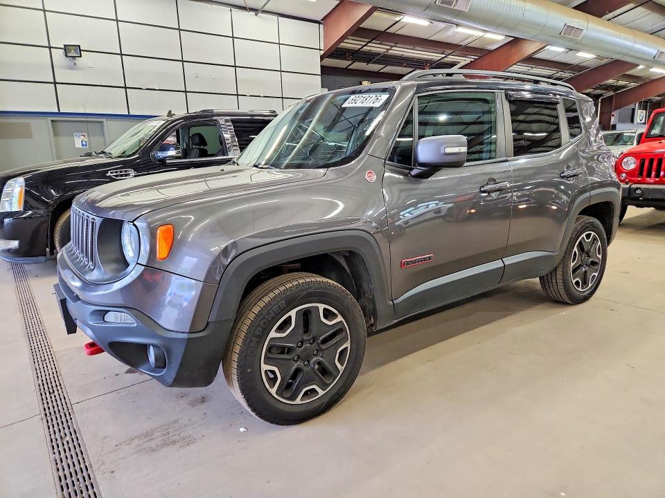 69218176 :رقم المزاد ، ZACCJBCB6HPE57162 vin ، 2017 Jeep Renegade مزاد بيع