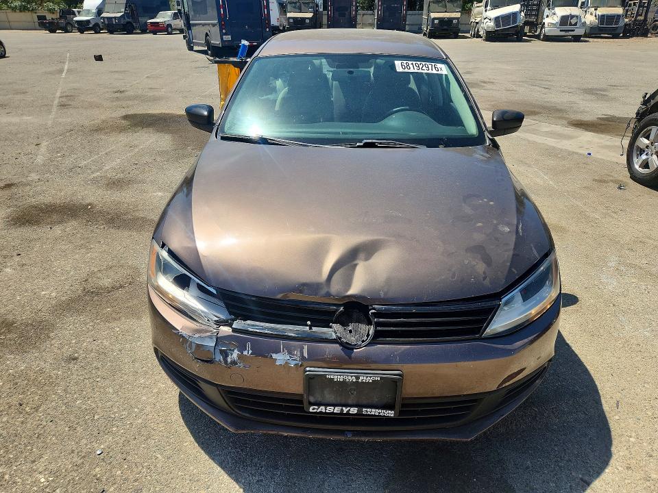 2011 Volkswagen Jetta მანქანა იყიდება აუქციონზე, vin: 3VW2K7AJ1BM058635, აუქციონის ნომერი: 68192976