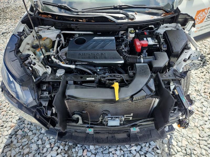 67645686 :رقم المزاد ، 5N1BT3AA4NC702512 vin ، 2022 Nissan Rogue مزاد بيع