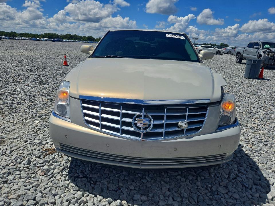 70139586 :رقم المزاد ، 1G6KD57Y67U202935 vin ، 2007 Cadillac Dts مزاد بيع
