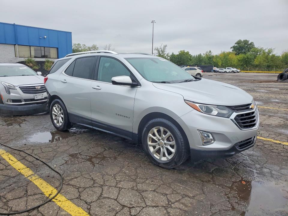 68749146 :رقم المزاد ، 2GNAXJEV3J6327373 vin ، 2018 Chevrolet Equinox مزاد بيع