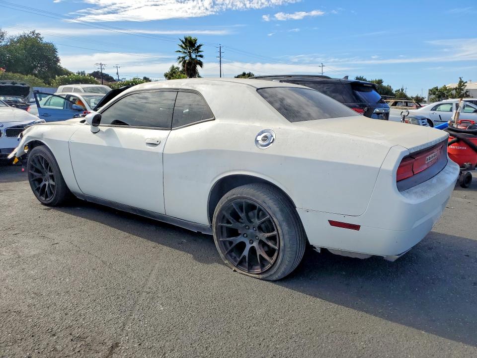 68239566 :رقم المزاد ، 2C3CDYAG8CH118216 vin ، 2012 Dodge Challenger مزاد بيع