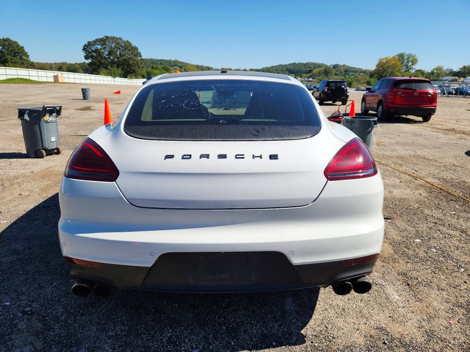 2015 Porsche Panamera მანქანა იყიდება აუქციონზე, vin: WP0AA2A72FL000498, აუქციონის ნომერი: 71102166