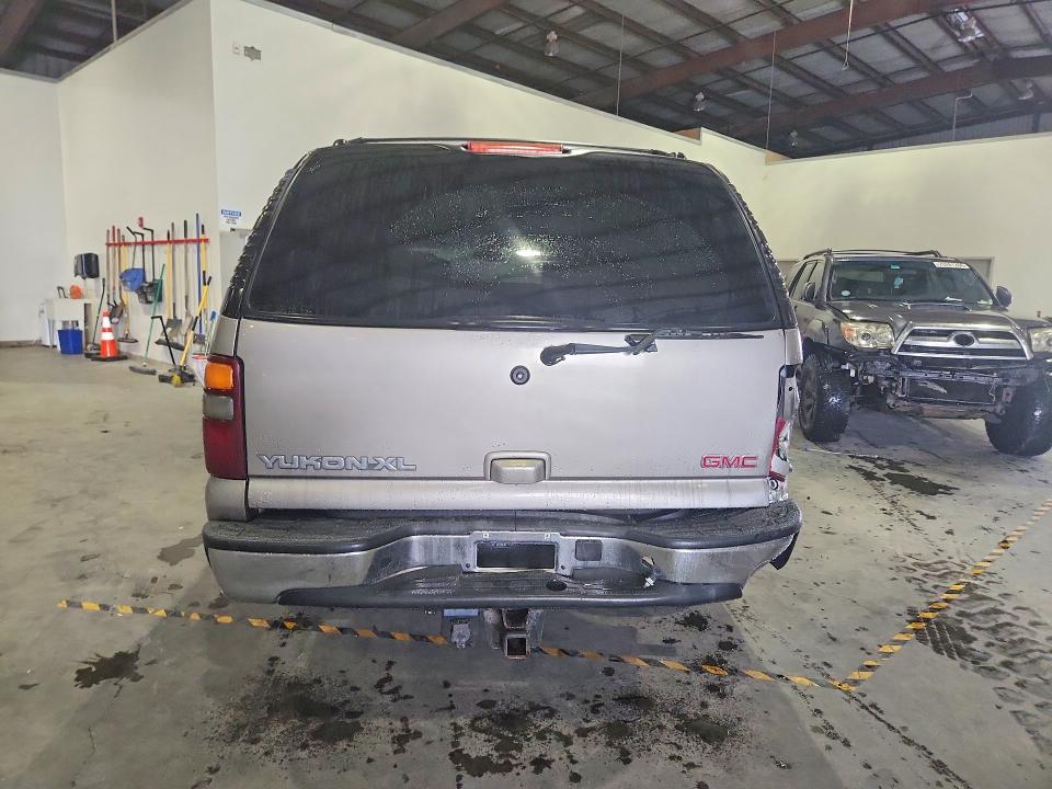 68247866 :رقم المزاد ، 1GKEC16Z42J264901 vin ، 2002 Gmc Yukon Xl مزاد بيع