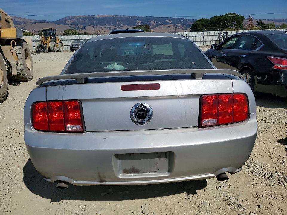 70371666 :رقم المزاد ، 1ZVHT82HX95103533 vin ، 2009 Ford Mustang مزاد بيع
