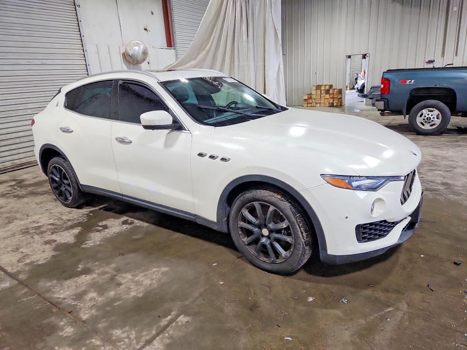 Продаж на аукціоні авто 2017 Maserati Levante, vin: ZN661YUA0HX262918, номер лоту: 67161736