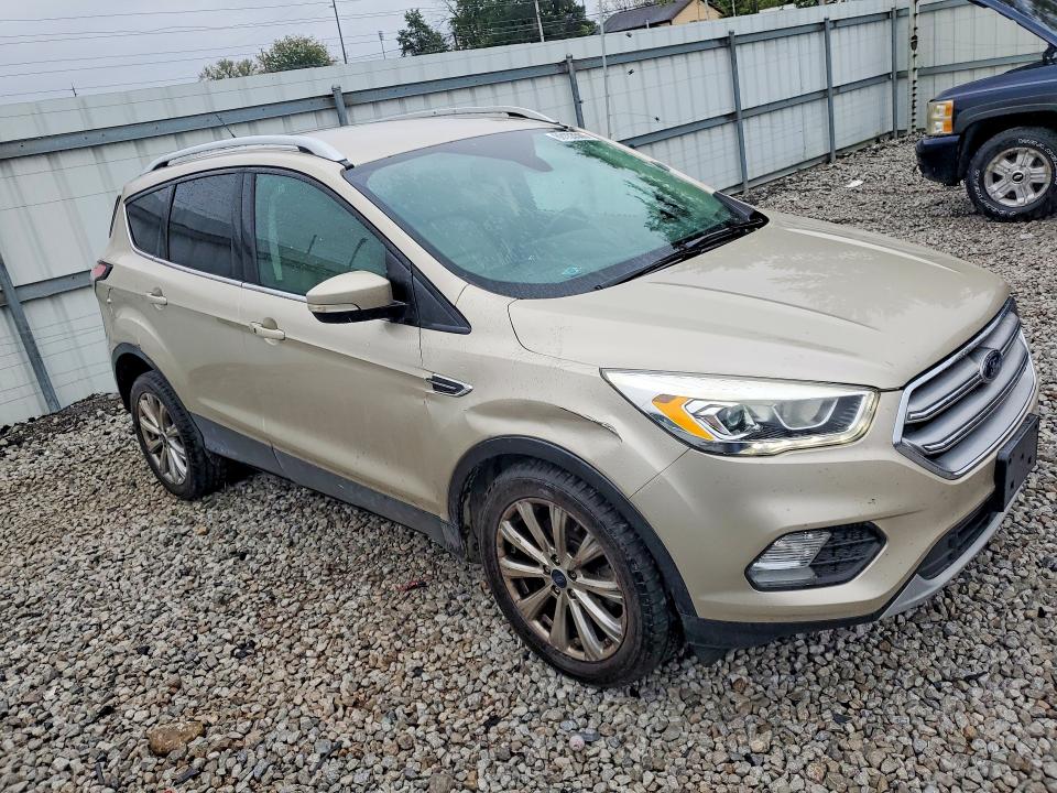 Продажа на аукционе авто 2017 Ford Escape, vin: 1FMCU0J95HUE76646, номер лота: 69153506
