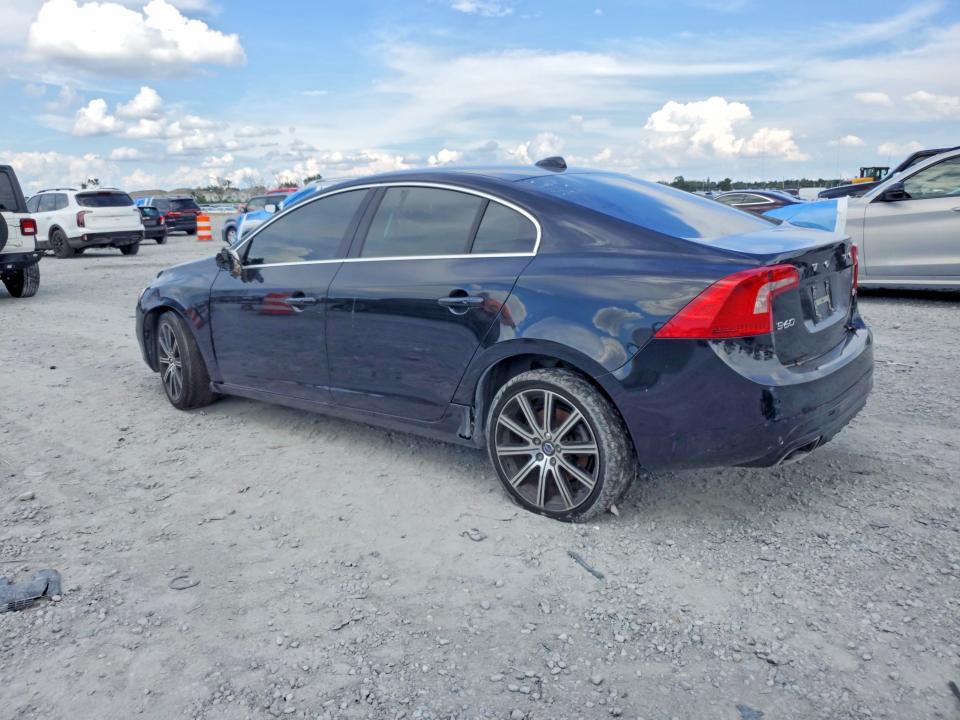 2018 Volvo S60 მანქანა იყიდება აუქციონზე, vin: LYV402HK8JB170596, აუქციონის ნომერი: 70048546