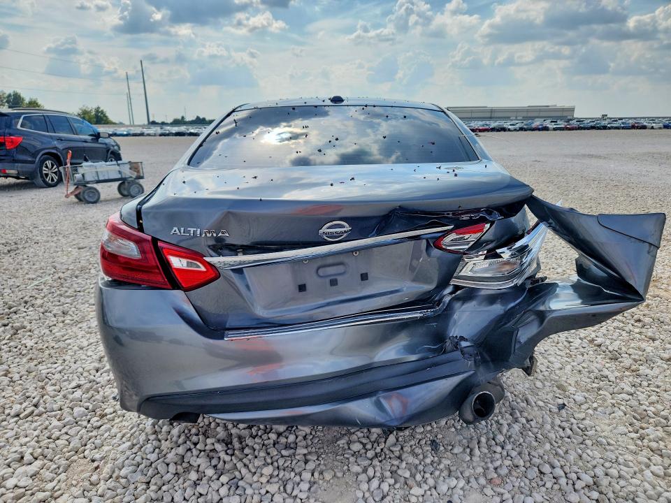 2017 Nissan Altima მანქანა იყიდება აუქციონზე, vin: 1N4AL3APXHC171234, აუქციონის ნომერი: 70258996
