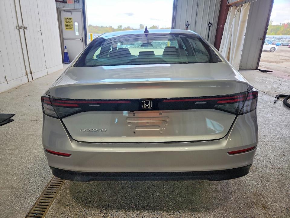 2025 Honda Accord მანქანა იყიდება აუქციონზე, vin: 1HGCY1F45SA083235, აუქციონის ნომერი: 71067416