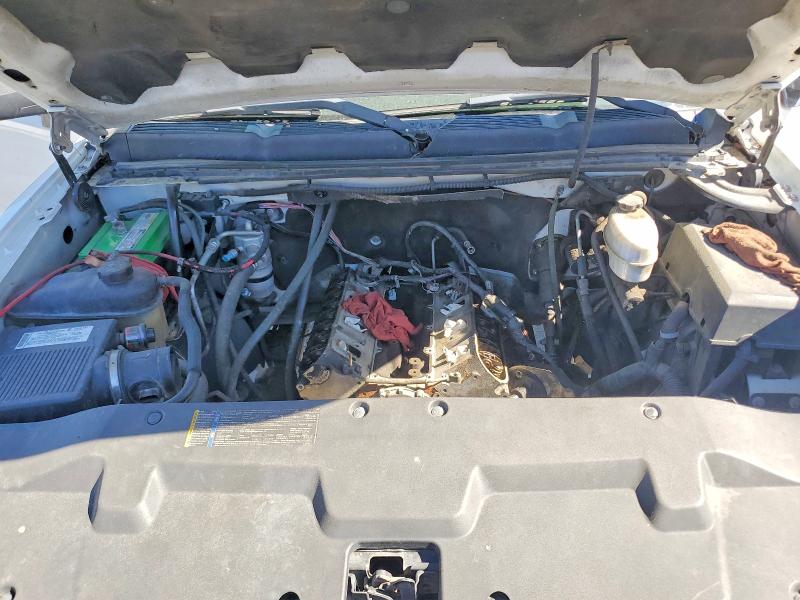 70801956 :رقم المزاد ، 1GCHK24K48E102260 vin ، 2008 Chevrolet Silverado مزاد بيع