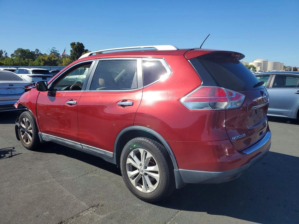 70570246 :رقم المزاد ، 5N1AT2MT1FC900727 vin ، 2015 Nissan Rogue مزاد بيع