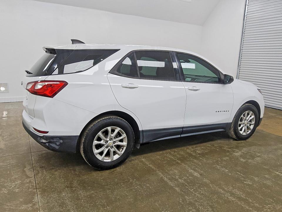 Продаж на аукціоні авто 2018 Chevrolet Equinox, vin: 2GNAXHEVXJ6271134, номер лоту: 68846876