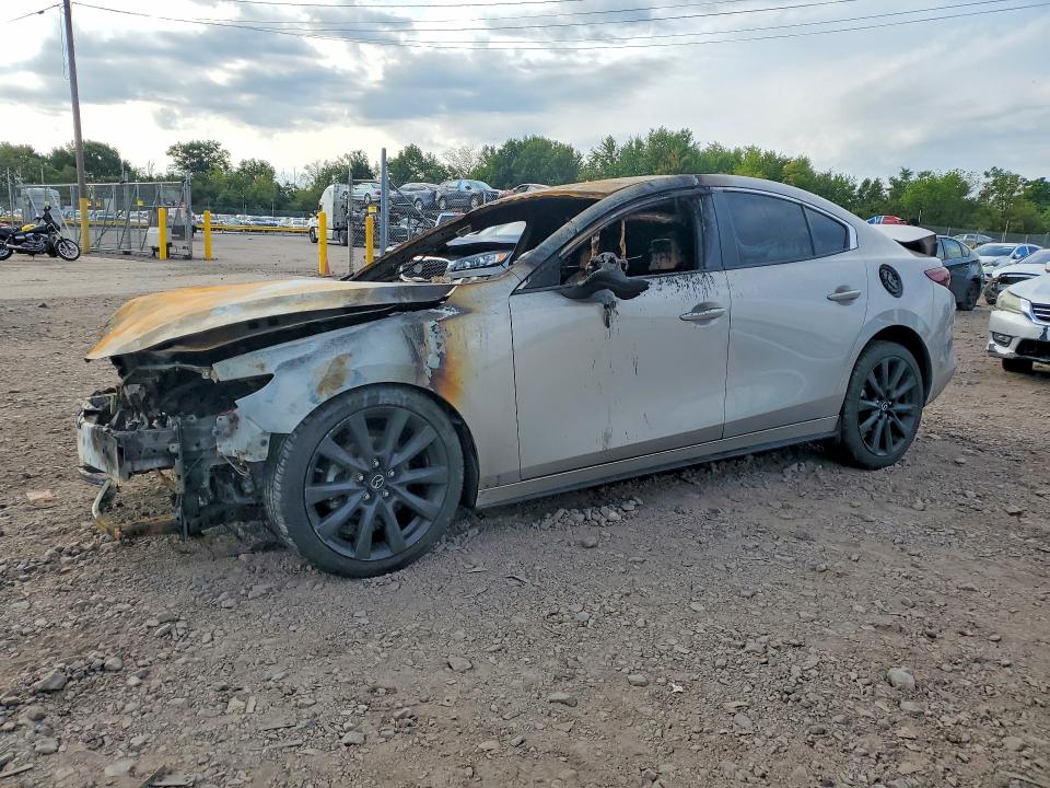 Продаж на аукціоні авто 2024 Mazda 3, vin: 3MZBPABM0RM413747, номер лоту: 69107536