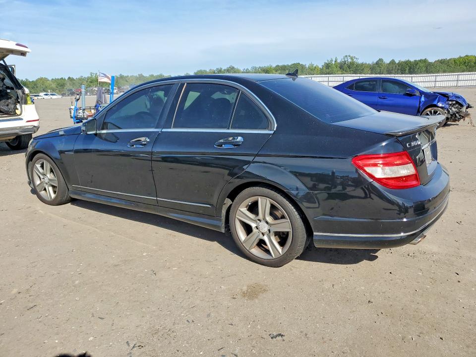 2010 Mercedes-benz C მანქანა იყიდება აუქციონზე, vin: WDDGF8BB1AR131046, აუქციონის ნომერი: 70704706