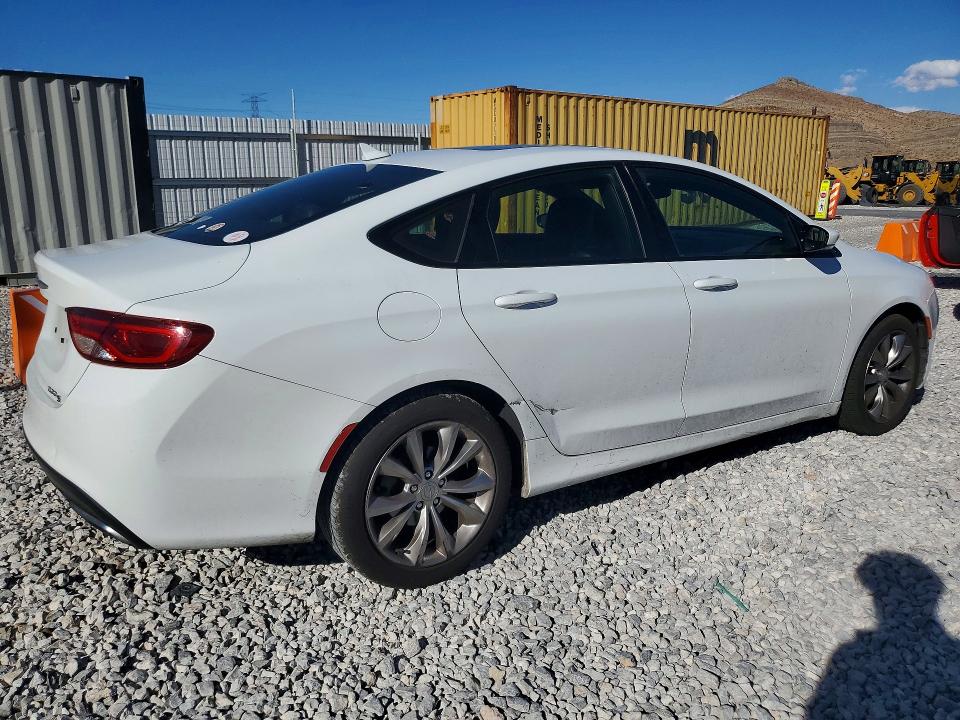 Продаж на аукціоні авто 2015 Chrysler 200, vin: 1C3CCCBG0FN613770, номер лоту: 67657366