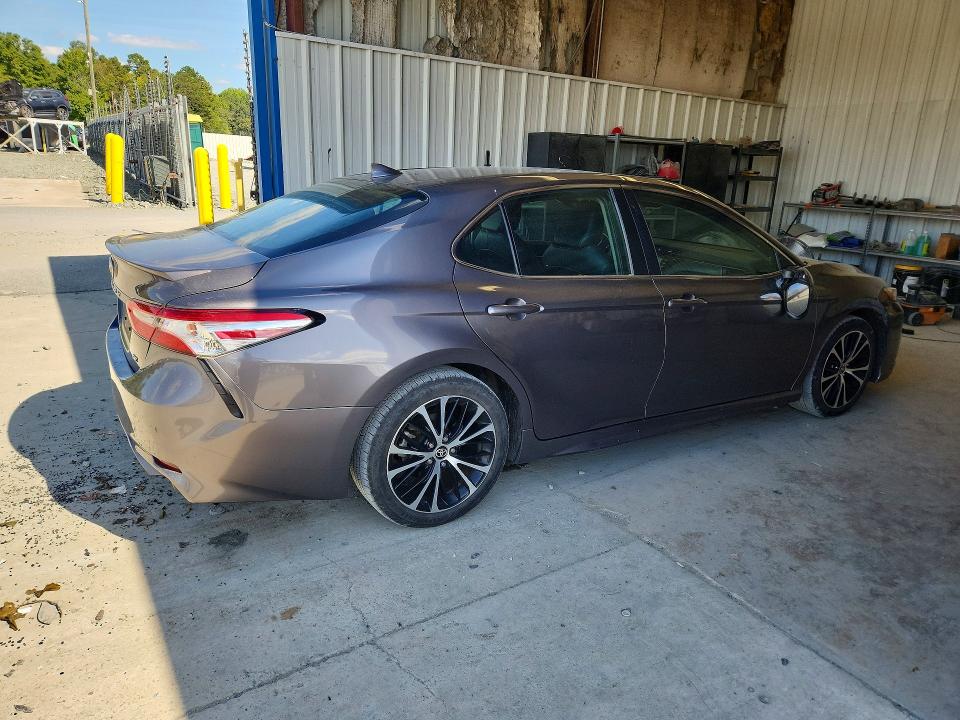 2020 Toyota Camry მანქანა იყიდება აუქციონზე, vin: 4T1G11AK3LU955188, აუქციონის ნომერი: 68285876