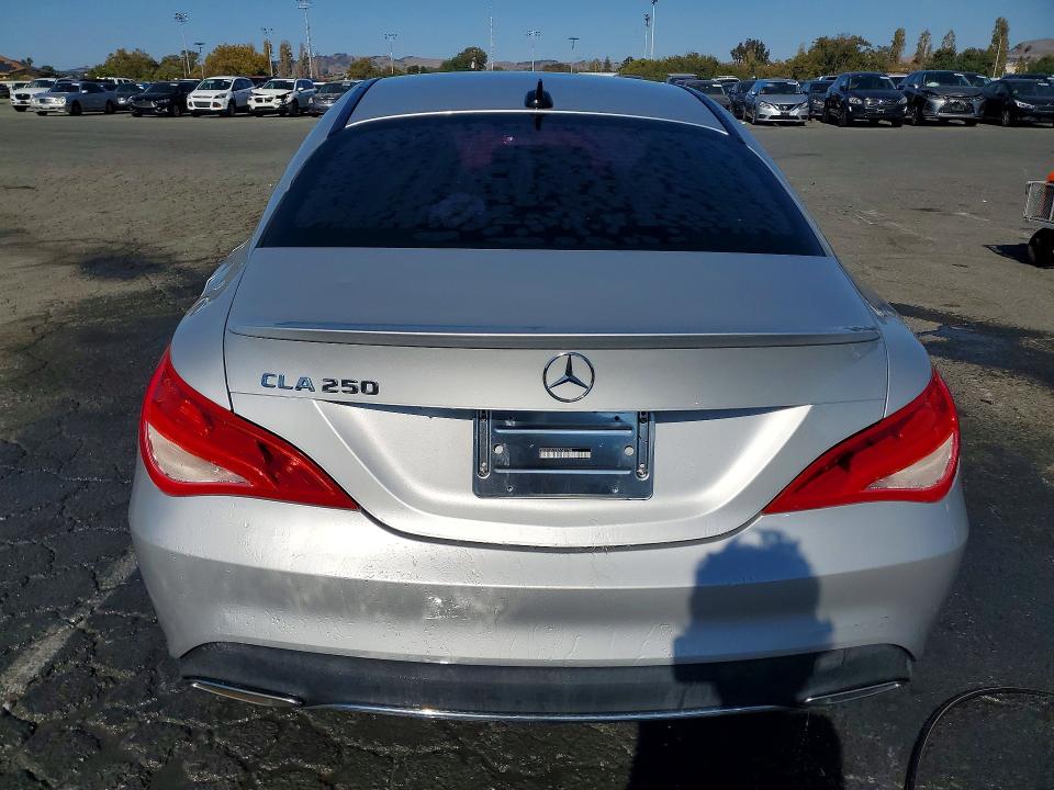 Продажа на аукционе авто 2018 Mercedes-benz Cla, vin: WDDSJ4EB9JN587736, номер лота: 69342806