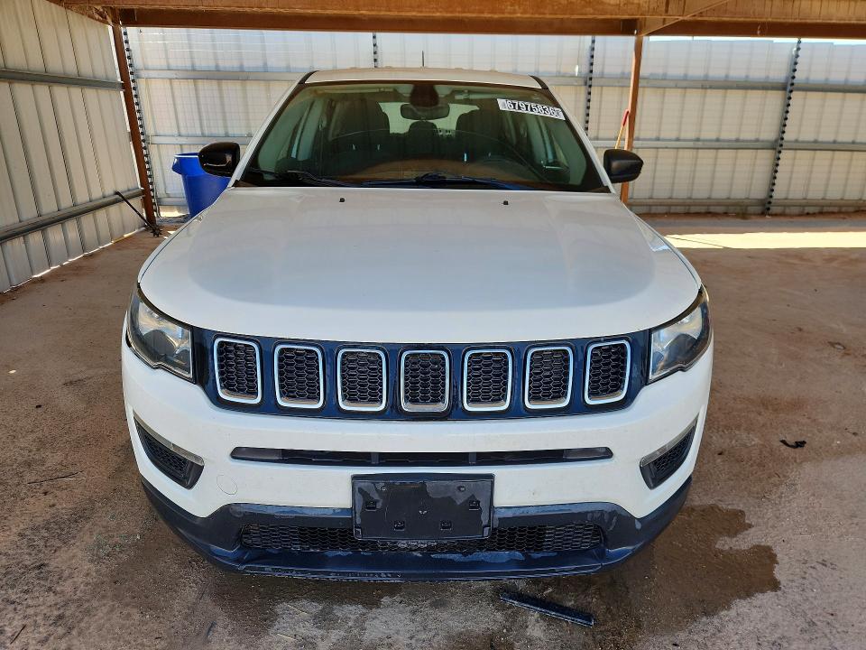67975836 :رقم المزاد ، 3C4NJCAB7HT661026 vin ، 2017 Jeep Compass مزاد بيع