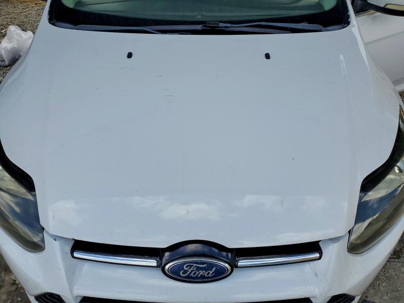 68606876 :رقم المزاد ، 1FAHP3M26CL244997 vin ، 2012 Ford Focus مزاد بيع