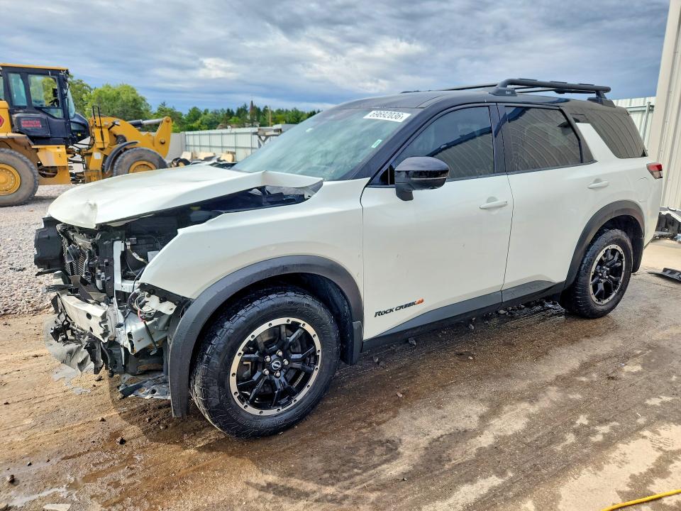 69692036 :رقم المزاد ، 5N1DR3BD5PC273223 vin ، 2023 Nissan Pathfinder مزاد بيع